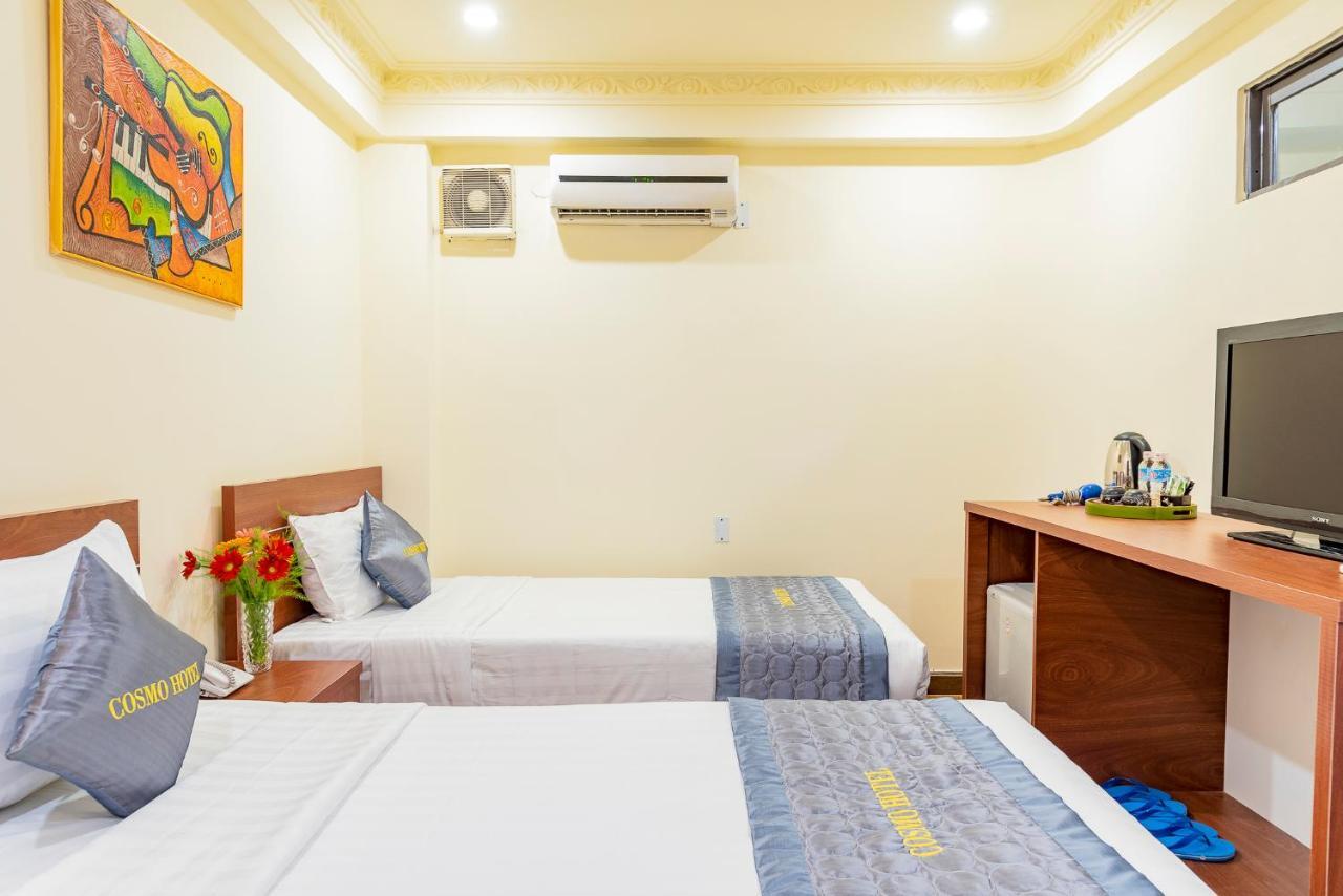 Cosmo Square Hotel Ho Chi Minh City Exterior photo